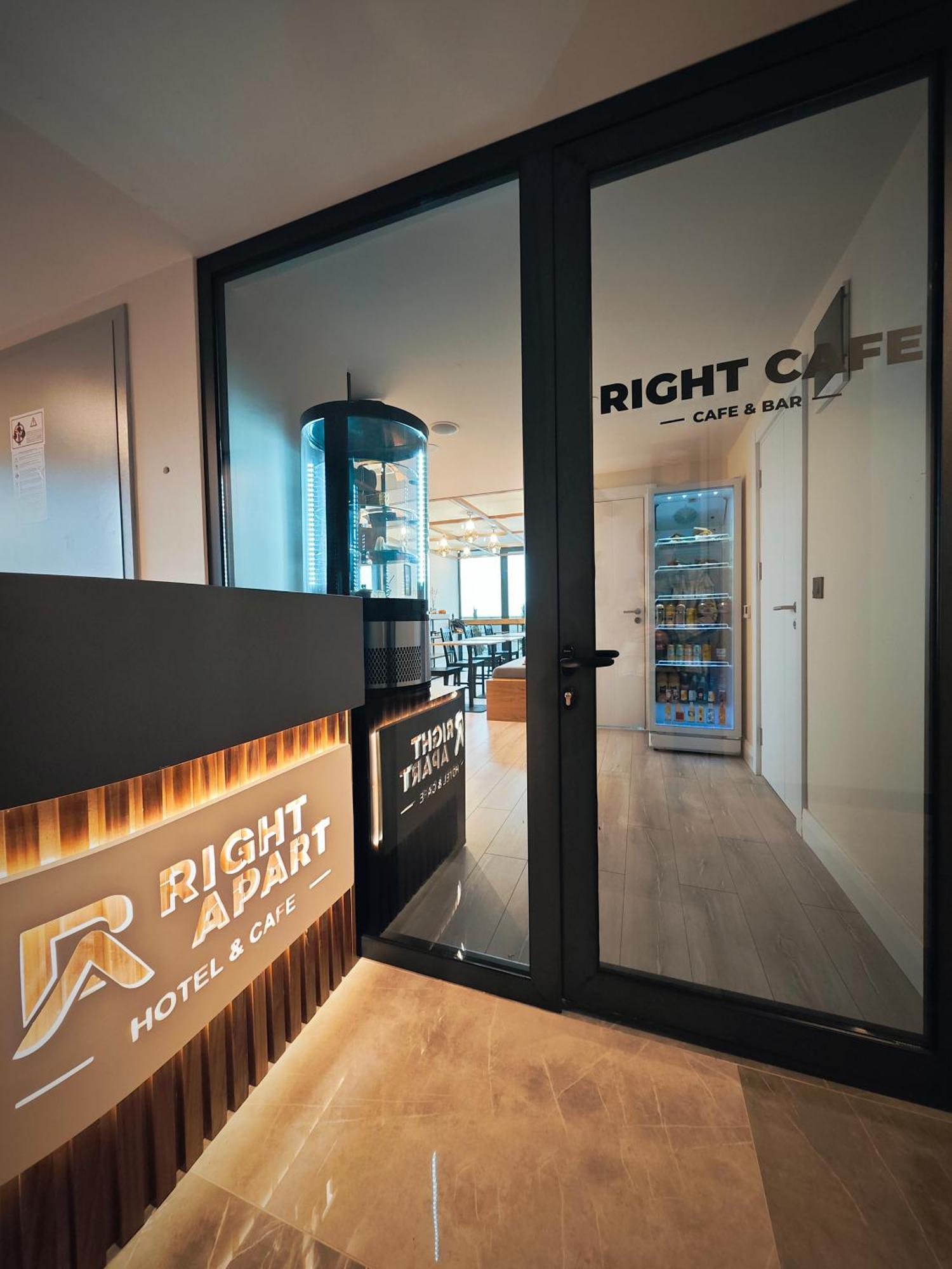 Апартаменти Orbi Rightapart *
